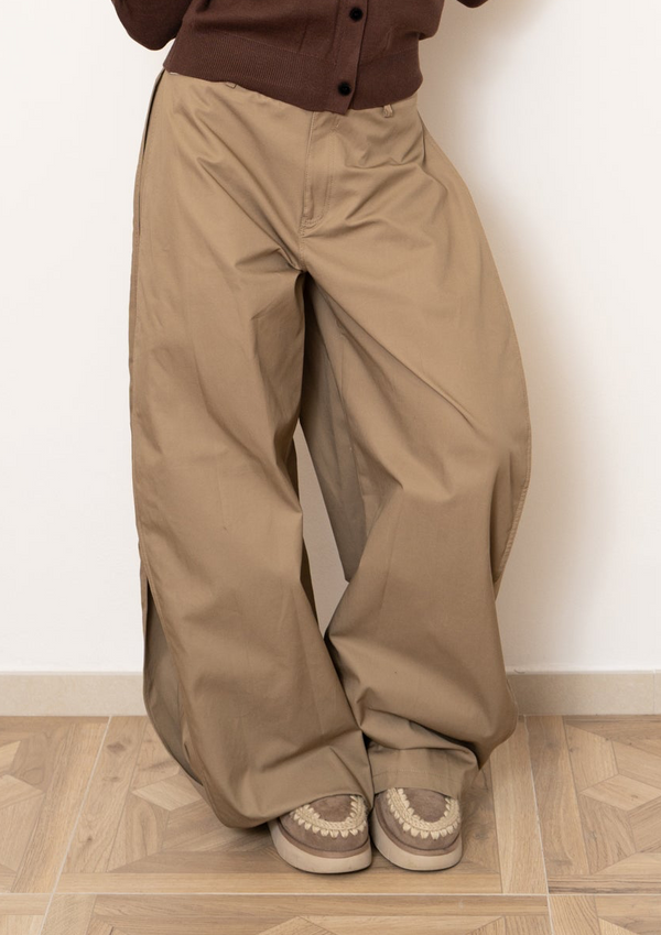 Pantalone largo