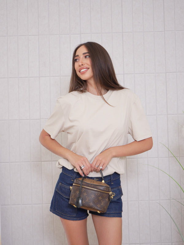 T-shirt Timeless